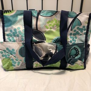 thirty-one medium zipper top tote